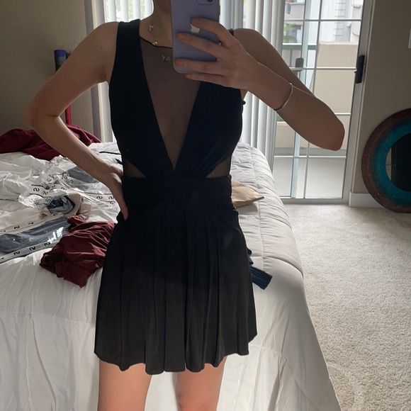 BCBGMaxAzria Dresses & Skirts - BCBG Maxazria